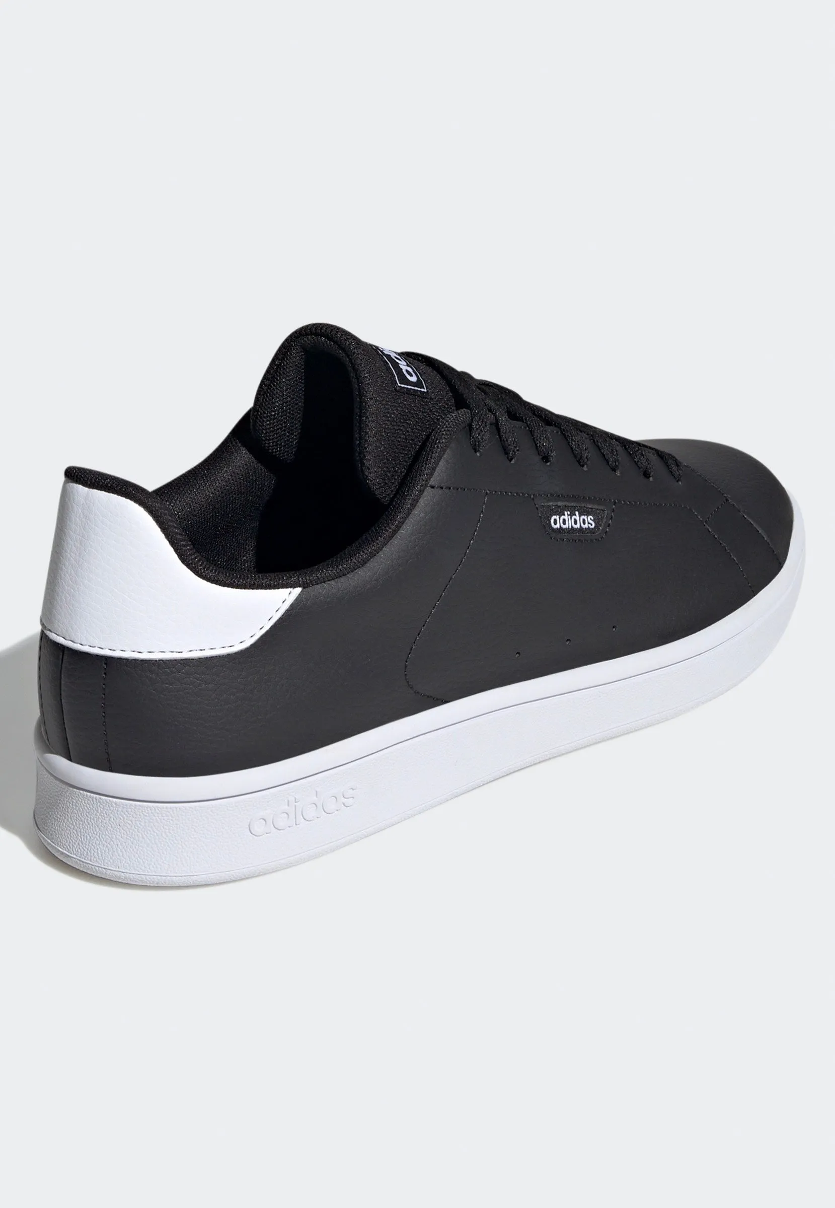 Adidas - Urban Court Cblack/Ftwwht/Ftwwht - Shoes