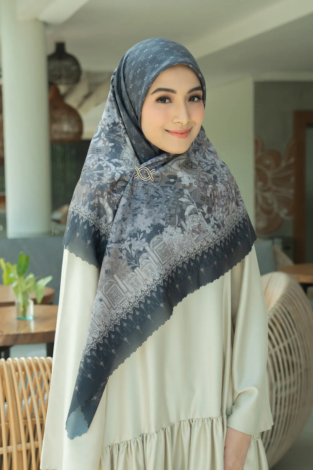 Cassia Scarf Syar'i Urban Truffle