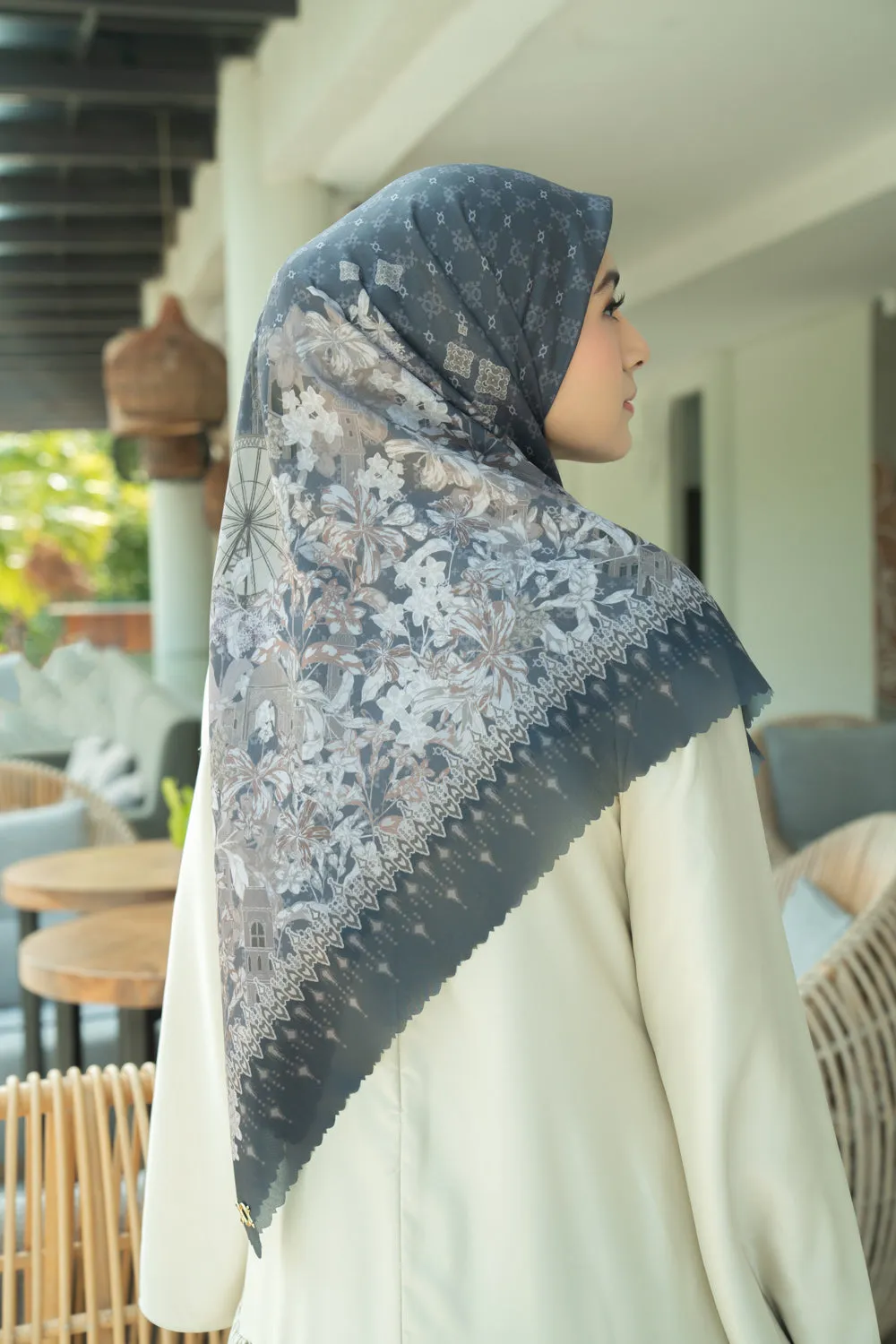 Cassia Scarf Syar'i Urban Truffle