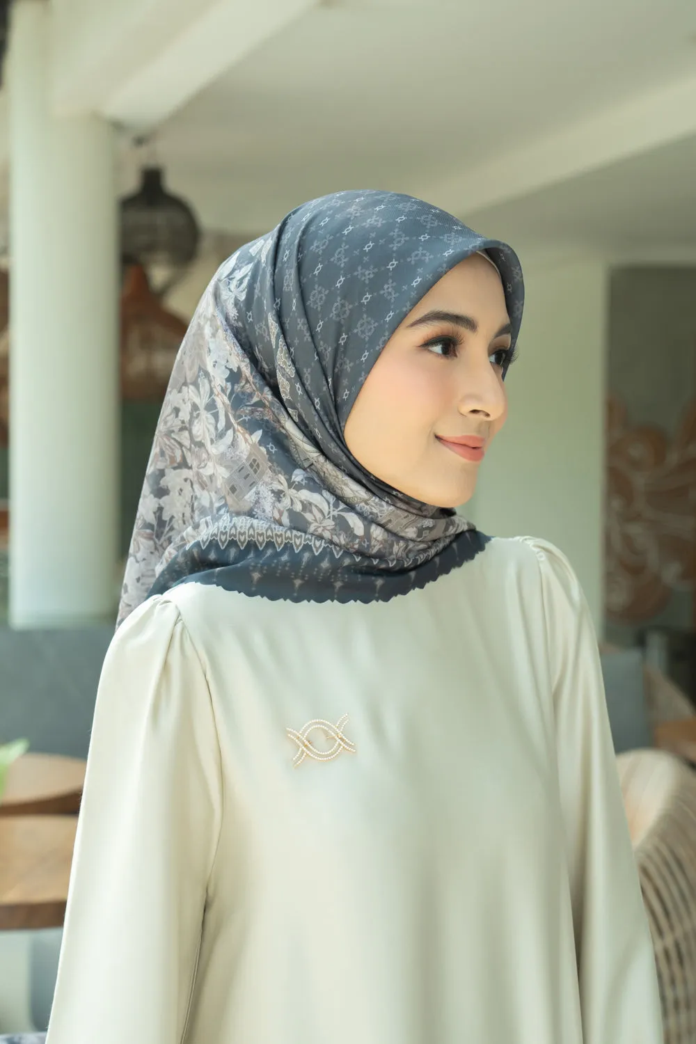 Cassia Scarf Urban Truffle