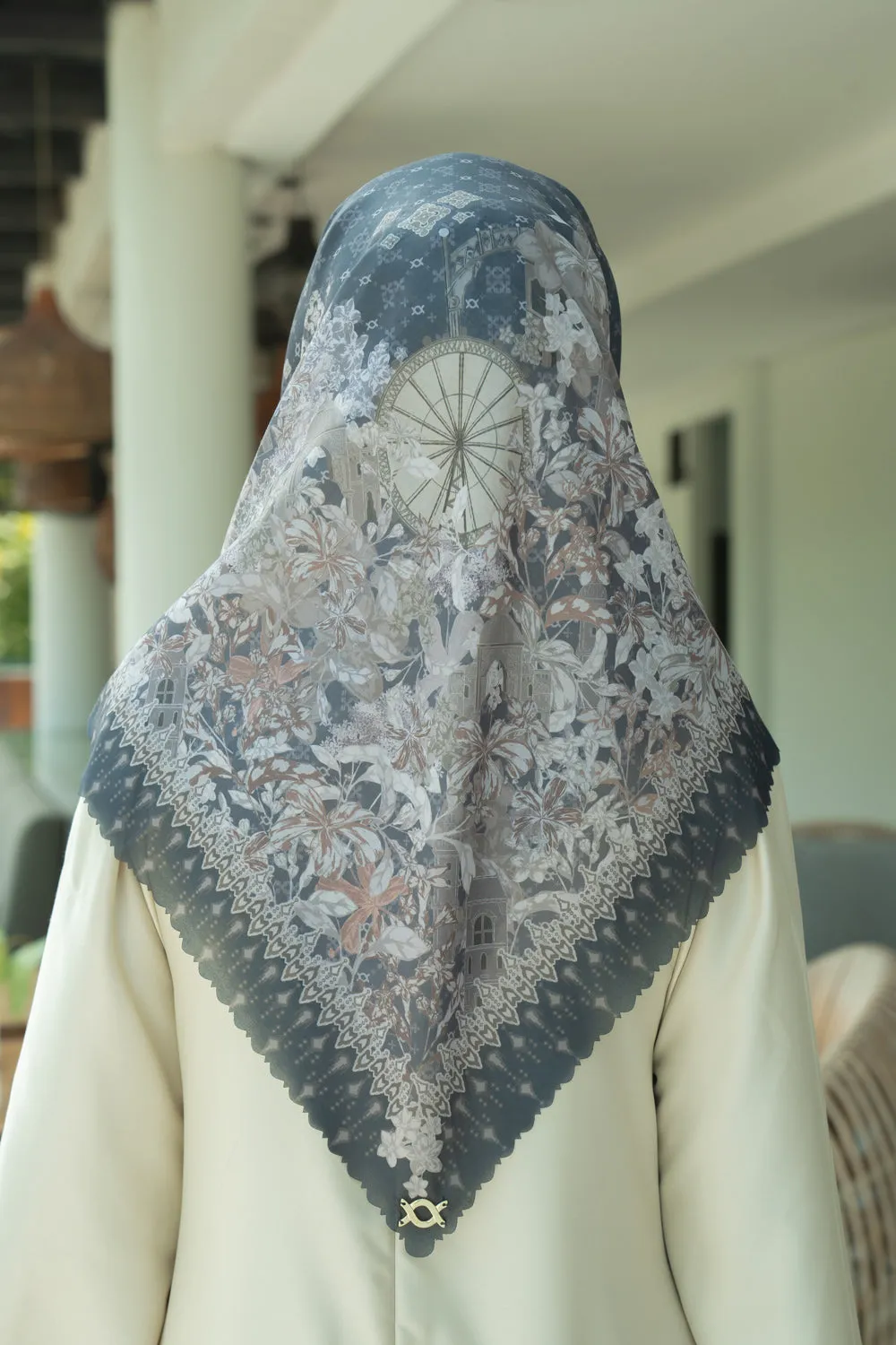 Cassia Scarf Urban Truffle