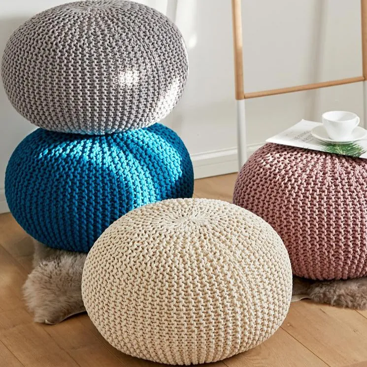 Chunky Knit Pouf