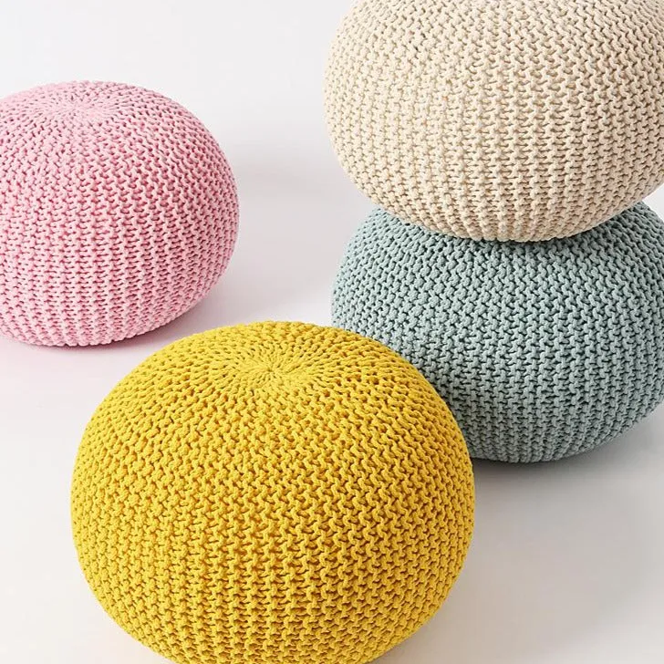 Chunky Knit Pouf