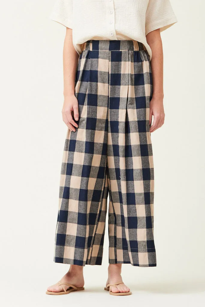 GRADE AND GATER GINGHAM LANTERN PANT