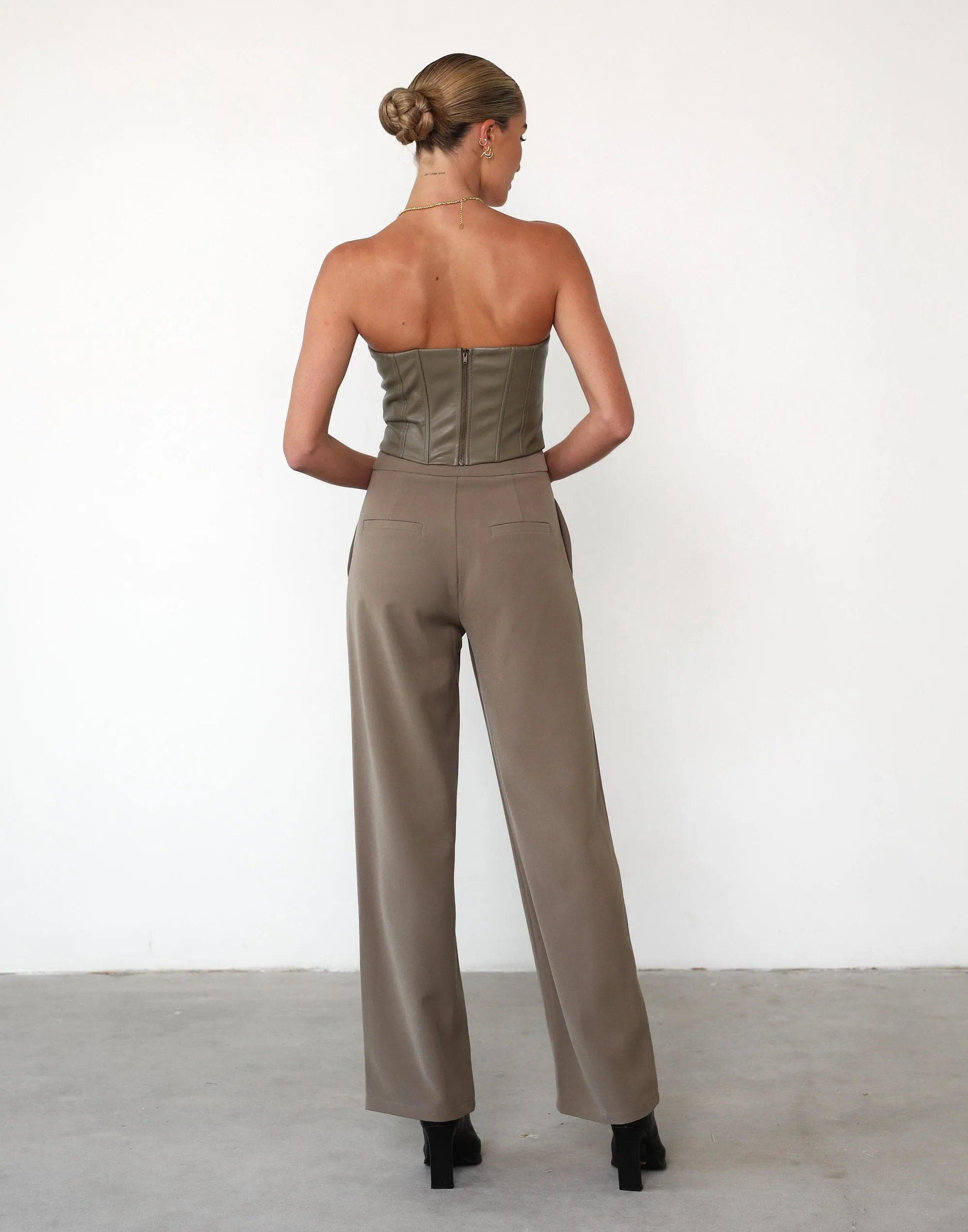 Oriel Corset (Tea Leaf)