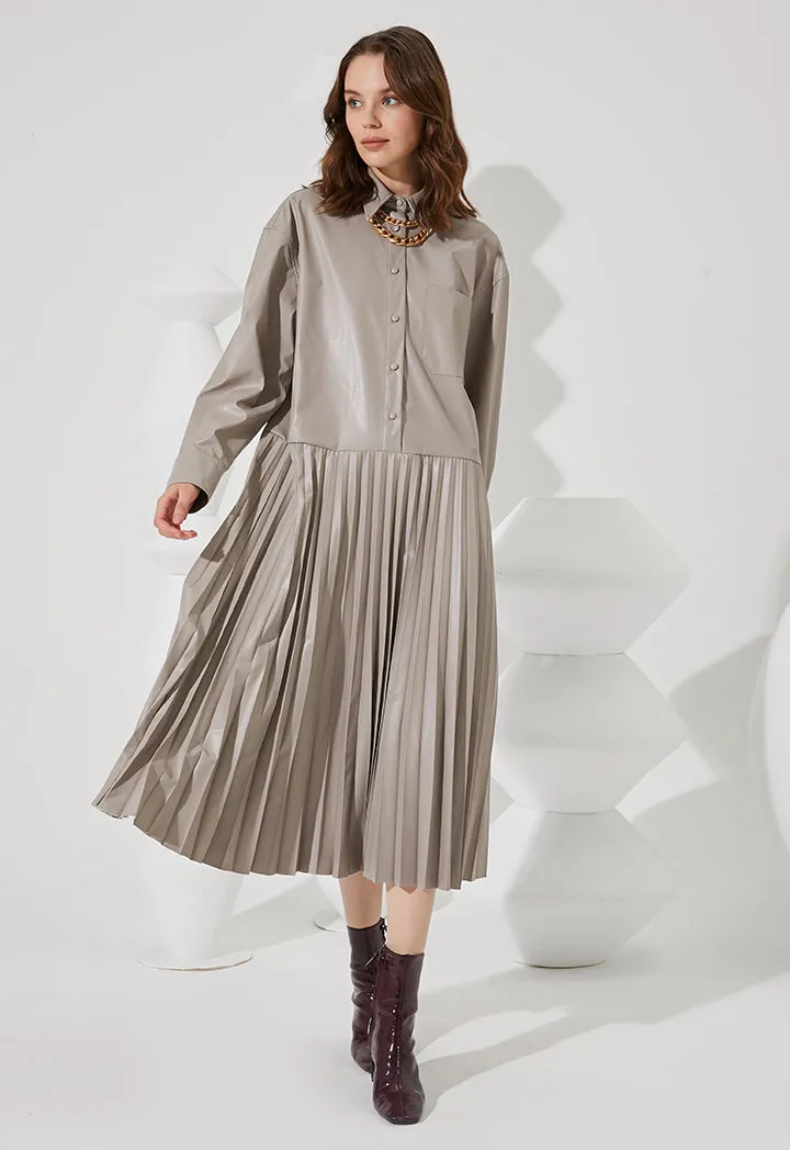 Chic Pleated Skirt Shirt Dress - Stylish Button-Up Dress with Flattering Fit